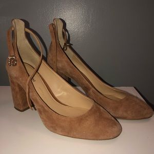 Gianni Bini Suede Camel Ankle Strap Heels 9.5